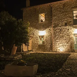 Cortis Antigas Bed & Breakfast